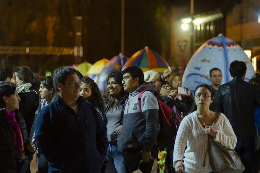 Turistas y residentes disfrutan de la Fiesta del Chocolate