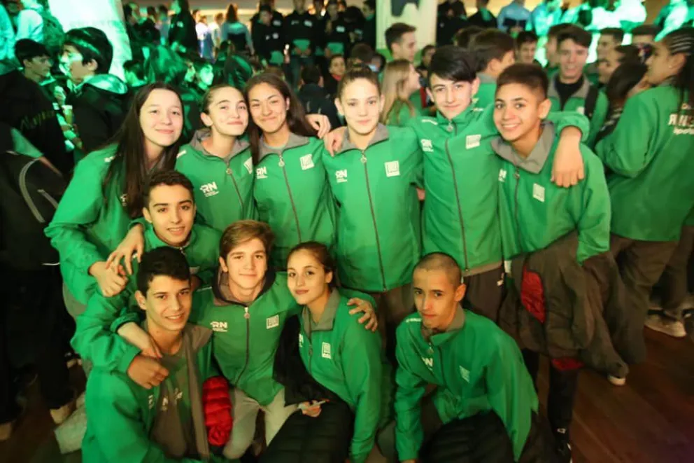 Los chicos de Río Negro, disfrutando de la apertura.