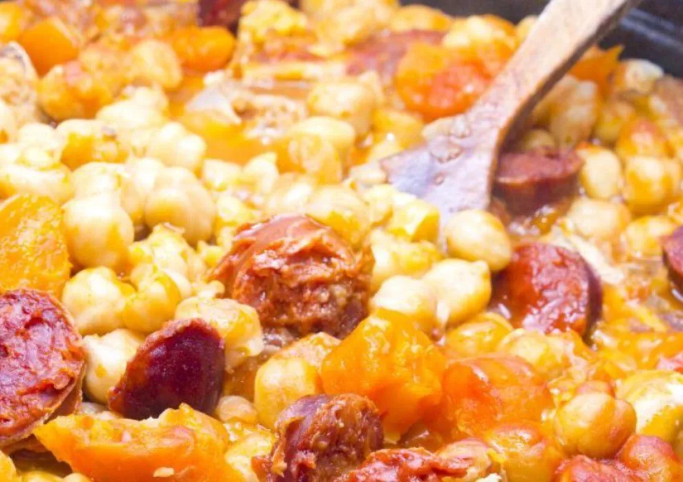 Los gastronómicos festejarán el Día del Trabajador con un gran locro