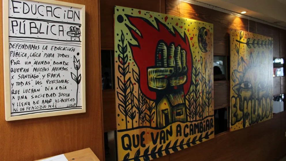 Se inauguró el Mural por la educación pública del artista plástico Luxor