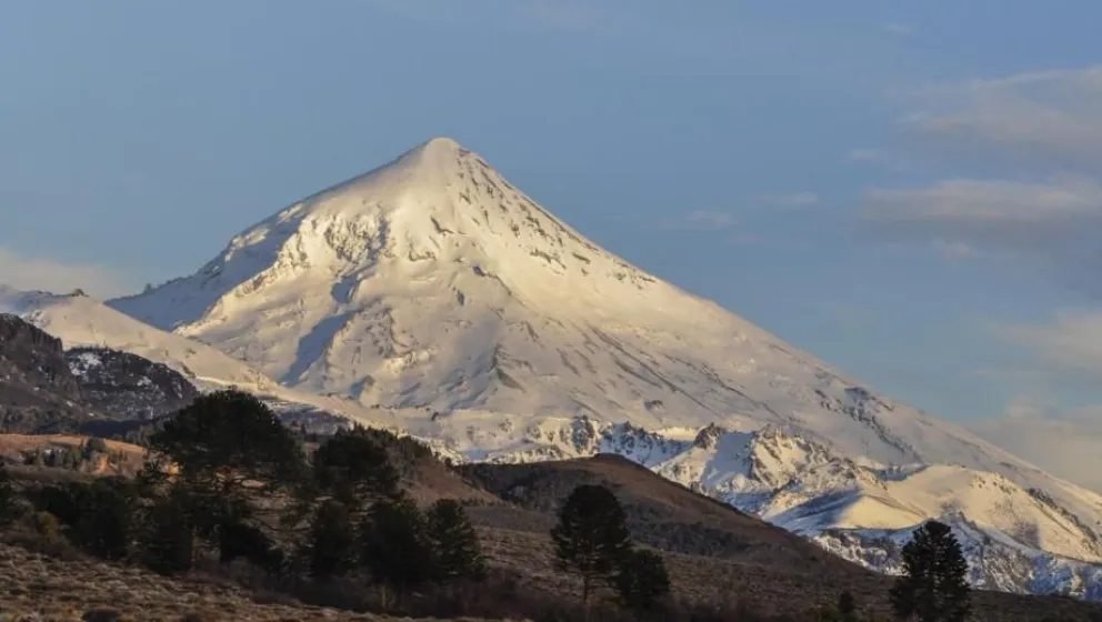 El volcán Lanín se mantiene en alerta verde