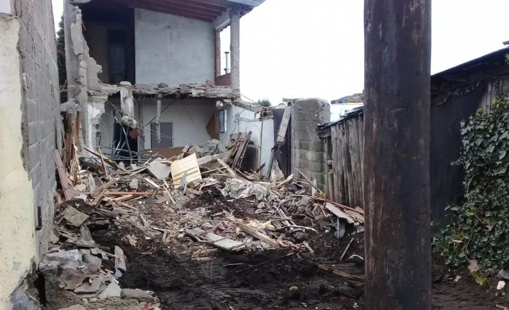 Tiraron una vivienda que tenía orden de demolición desde 2016
