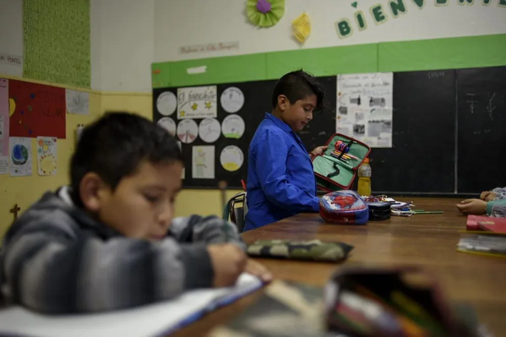Críticas de los gremios por la extensión de las jornadas educativas