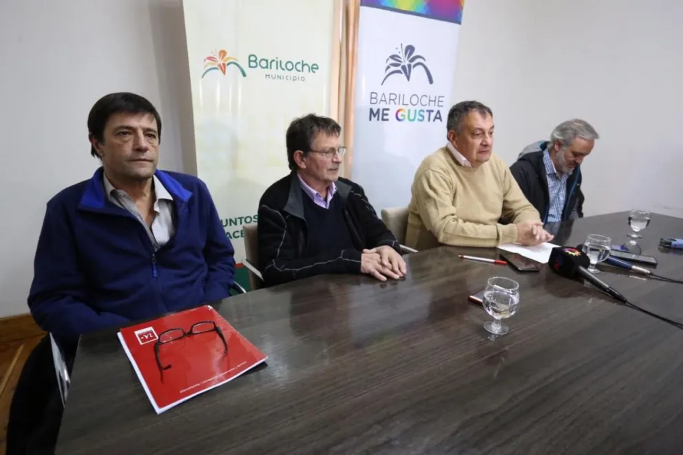 Convenio de cooperación entre el municipio, la UNRN y Herreros de la Luz
