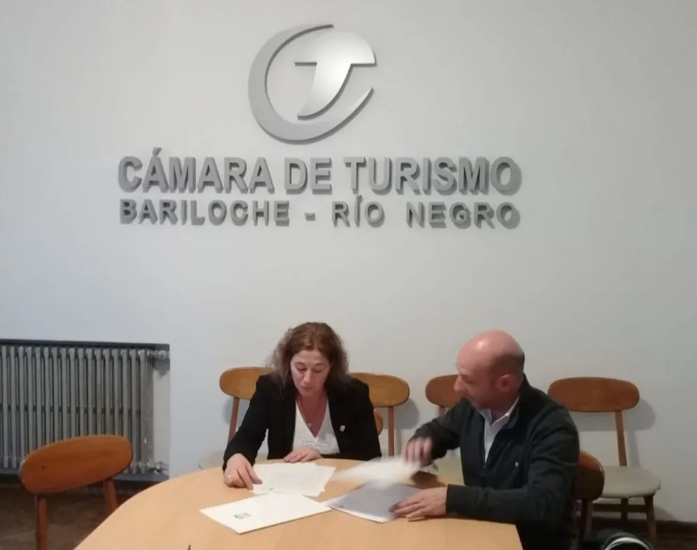 Convenio entre Cámara de Turismo y FASTA para reducir aranceles en carreras a distancia