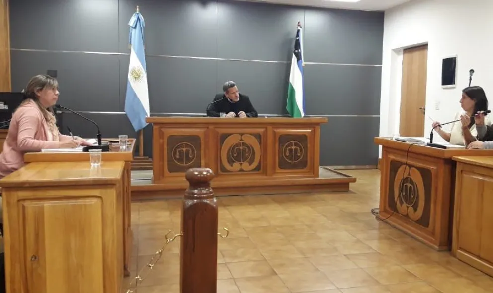 Imputaron a un hombre por amenazar a su expareja y chocar intencionalmente su auto