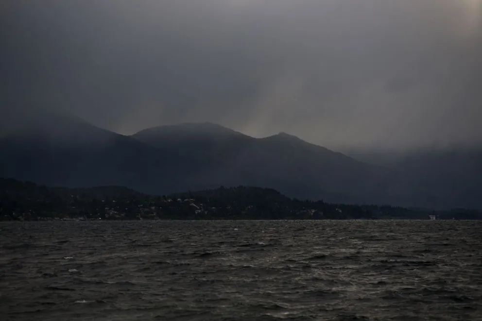 Alerta: Piden extremar las precauciones ante las intensas lluvias y vientos fuertes