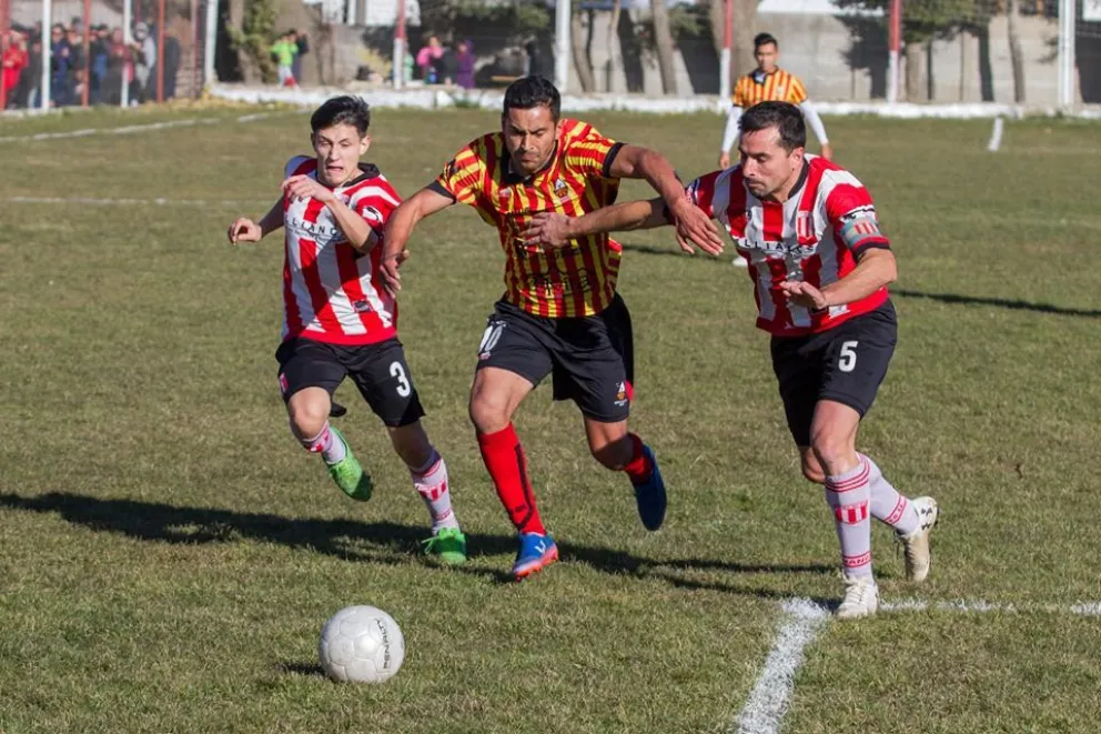 El "Cruzado" y el "Pincha" se miden en el Municipal.