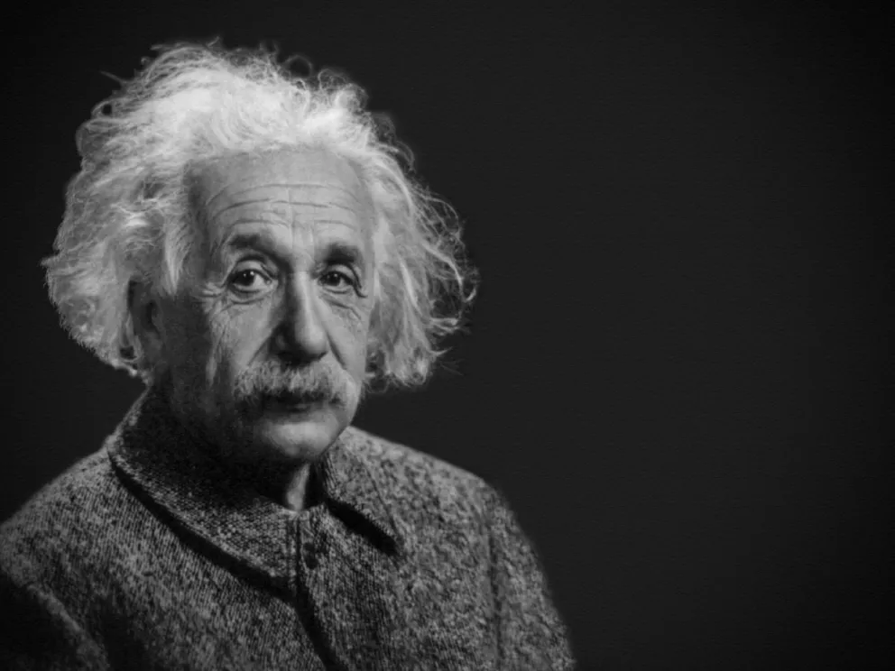 “Einstein y la teoría de la relatividad: 100 años de fama” en la UNRN