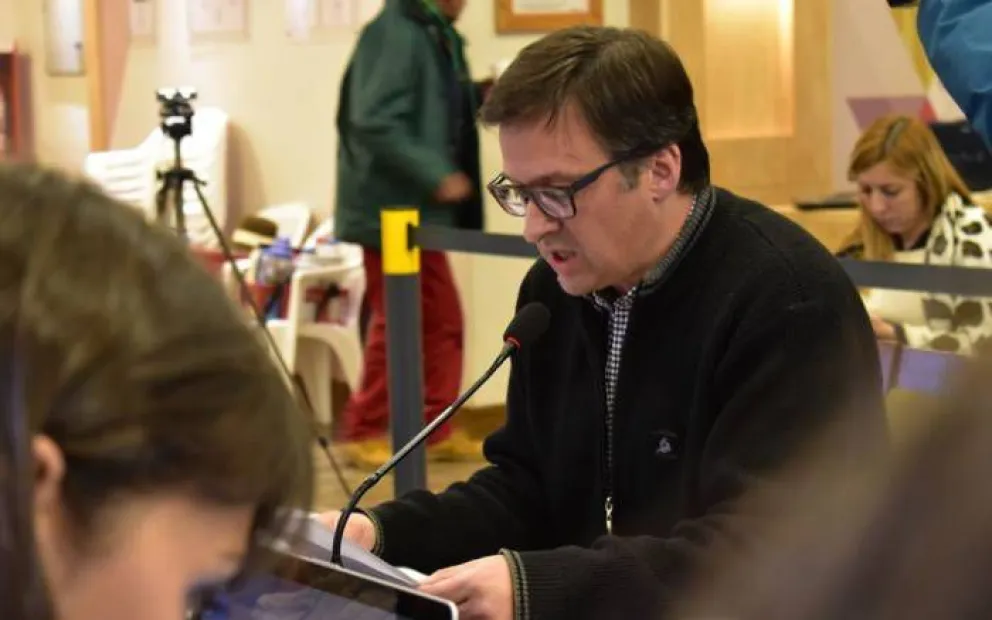 Para Natapof, no es viable definir el candidato del PJ con una encuesta