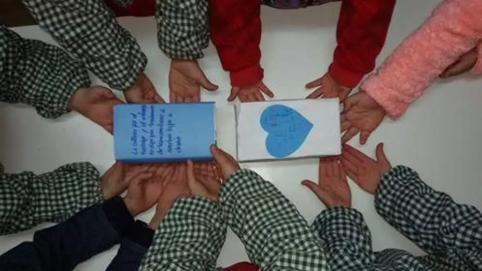 Alumnos del Instituto Dante Alighieri proponen crear una "bandera solidaria"