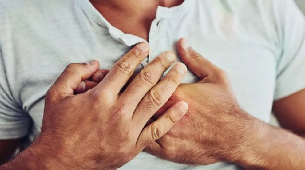 Atención al dolor de pecho, aunque no haya arterias obstruidas