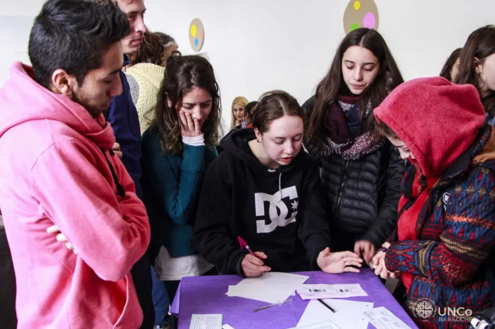 Casi 100 estudiantes participarán en Bariloche de las Olimpiadas de Matemática