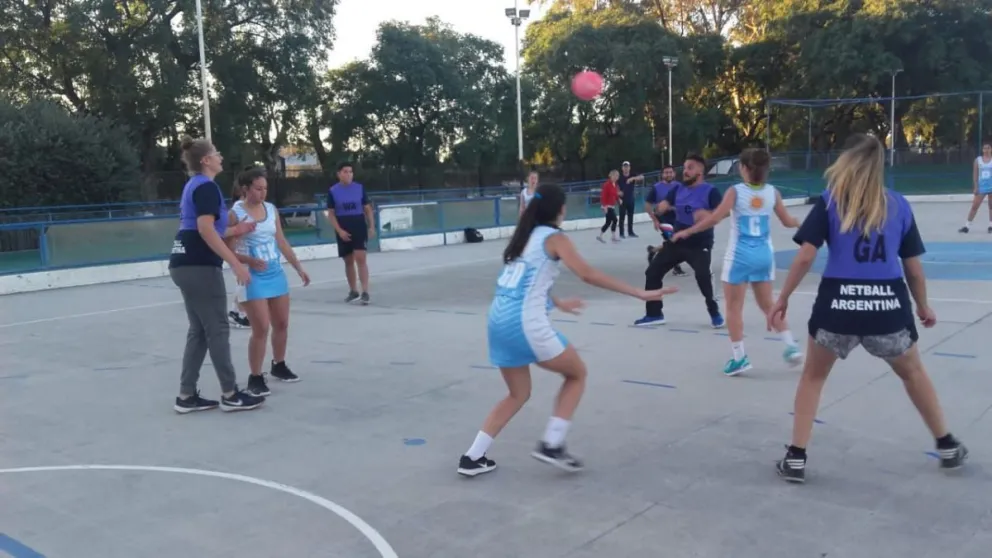 La UNCo lanzó un nuevo curso de extensión sobre Netball en Bariloche