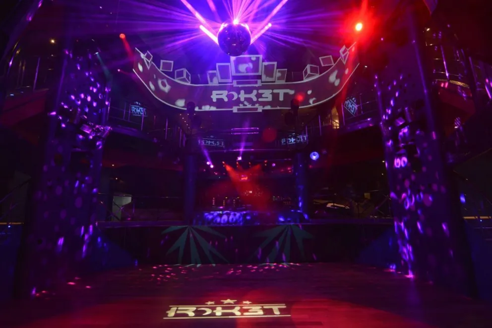 Roket cumple 30 años y lo celebra con una fiesta para residentes y turistas