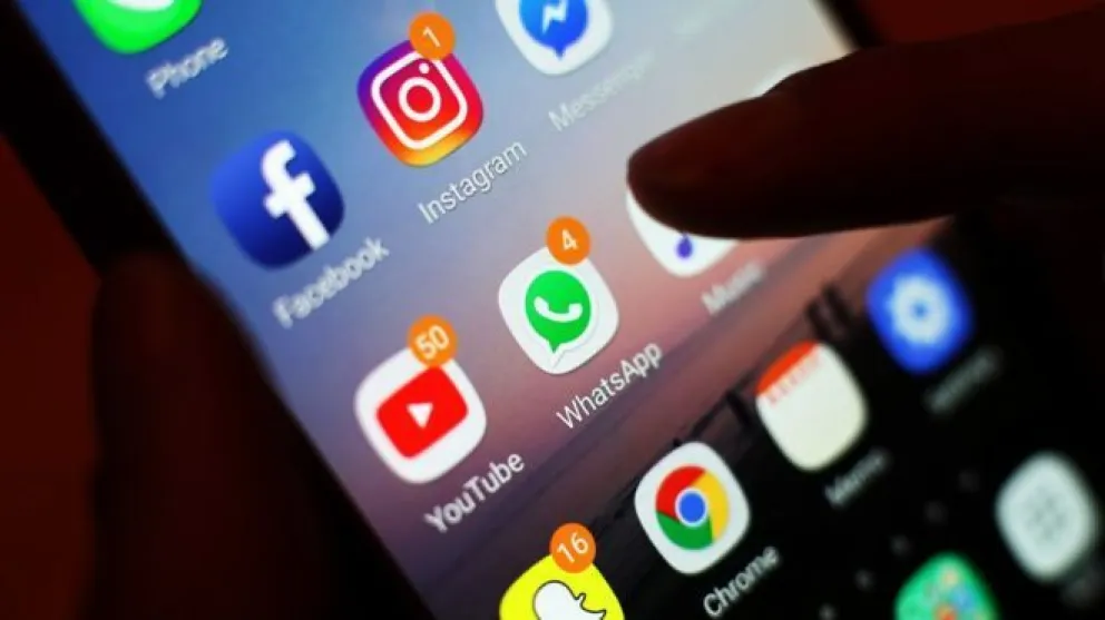 Facebook, Whatsapp e Instagram reportan fallas en todo el mundo