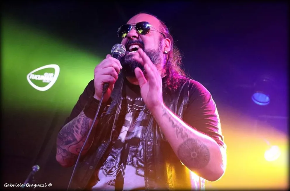 El heavy metal dice presente en la región con la gira patagónica de Javier Barrozo