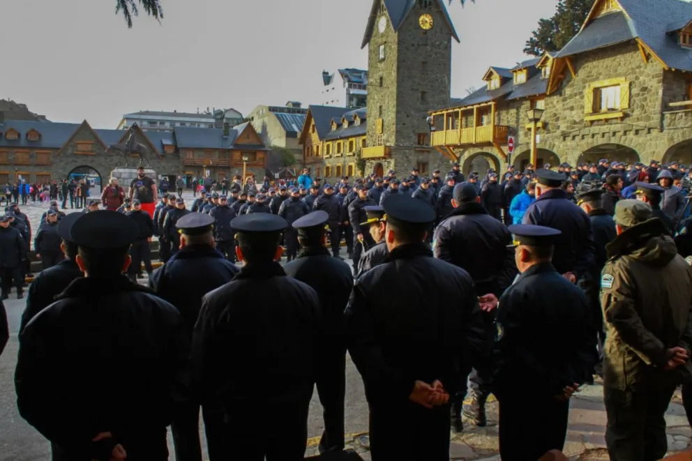 Suman más de 200 policías para la temporada