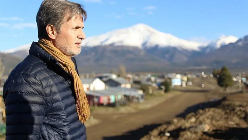 Vaca Narvaja bajó su candidatura a intendente