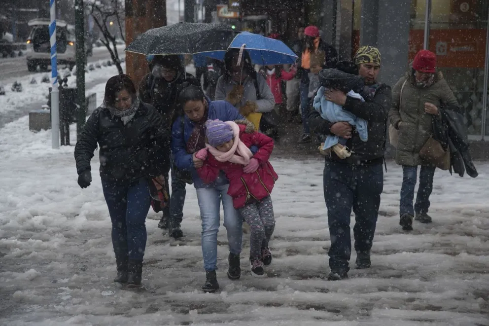 Operativo Invierno: Cómo son los trabajos que se realizan ante la intensa nevada
