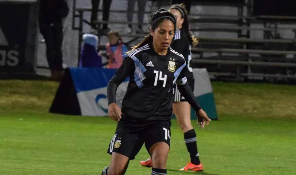 Miriam y Argentina quieren acercarse a las semifinales.