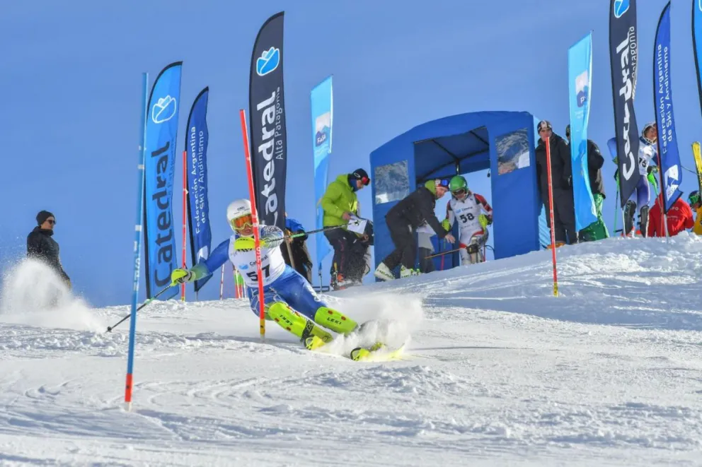 La Semana Internacional FIS de esquí alpino llega a Catedral