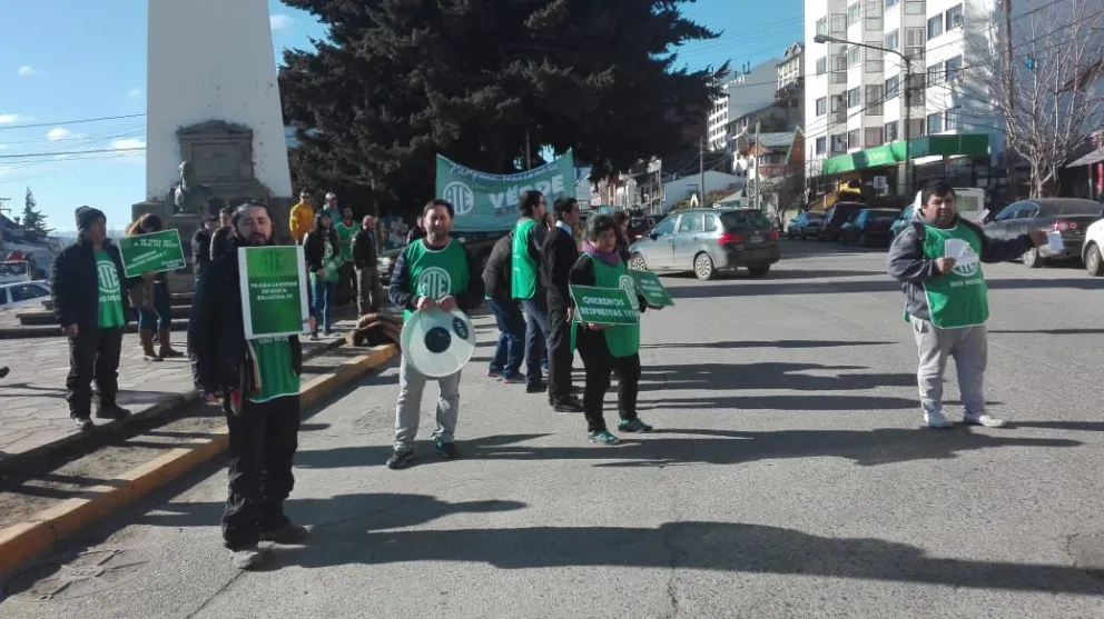 Trabajadores de una obra social exigen recomposición salarial