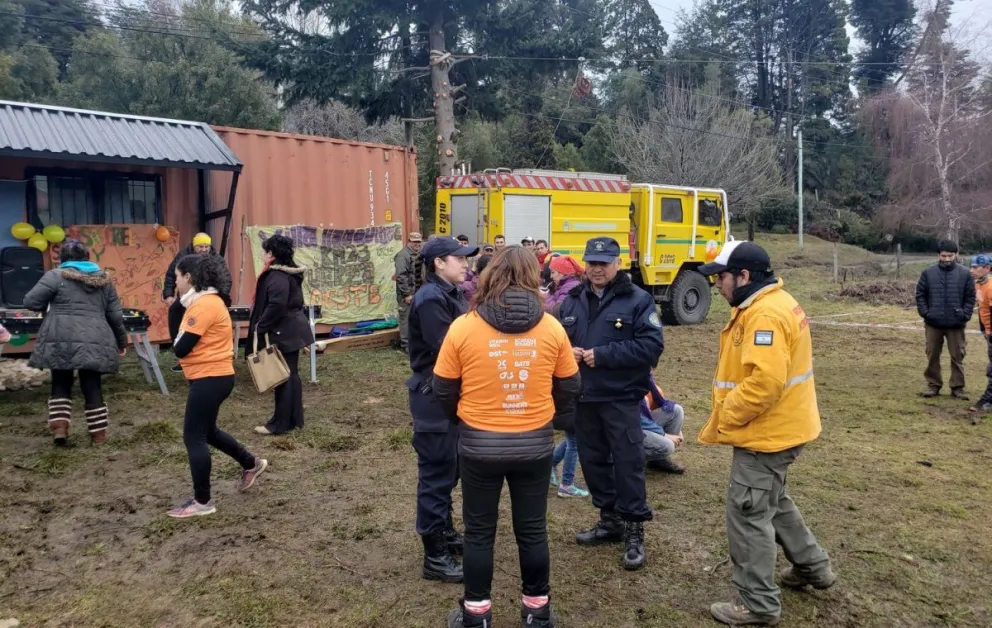 Policía, Parques y Ojos de Cielo homenajearon a niños del oeste en su día
