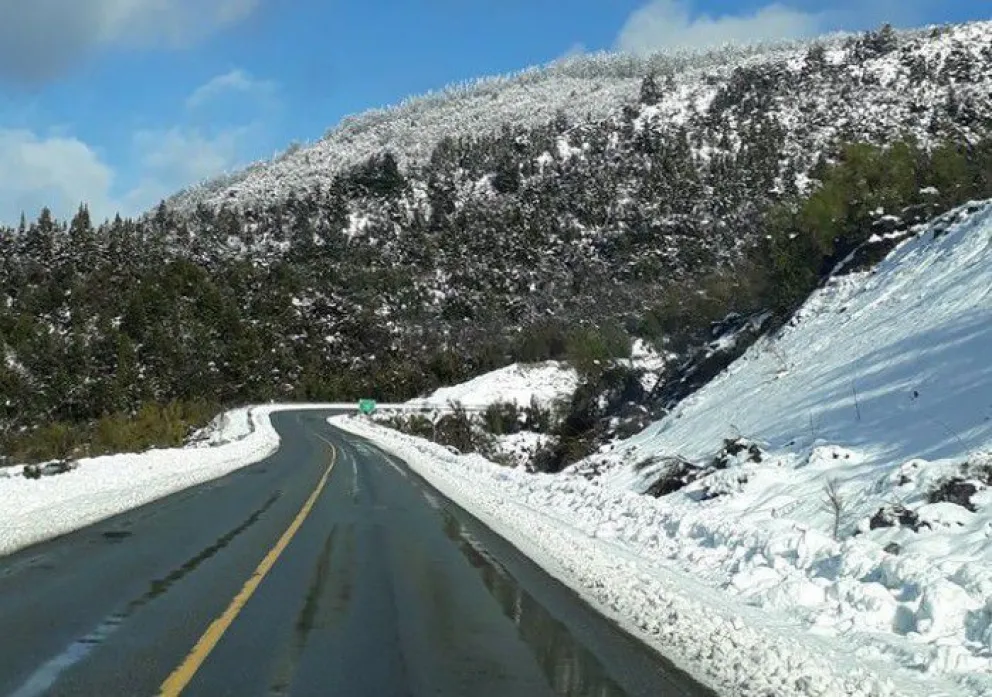 El tránsito en la Ruta 7 Lagos está habilitado las 24 horas