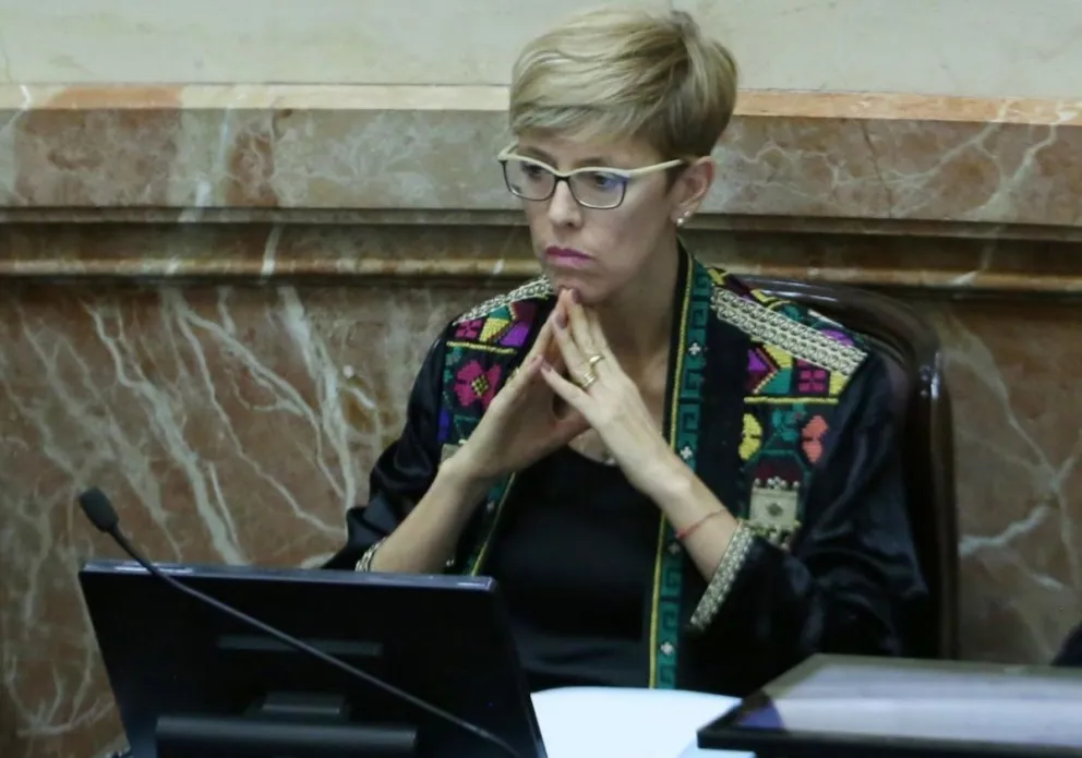 “Macri debe respetar el federalismo y los derechos de las provincias”