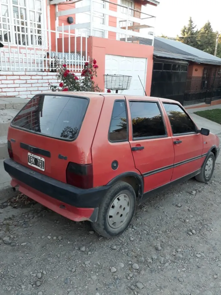 Robaron un auto y piden ayuda para encontrarlo