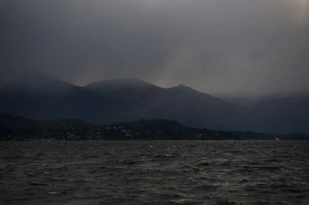 Un frente de aire frío llega a la región y trae lluvias intensas y hasta nevadas