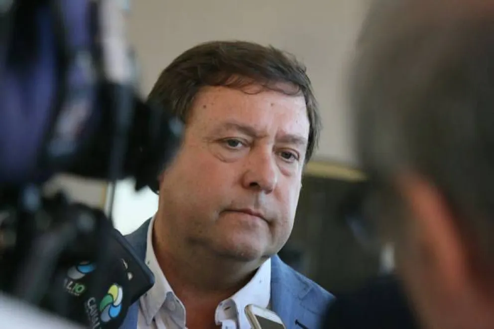 Weretilneck: “El gobierno está tomando tarde las medidas para evitar la fuga de capitales”
