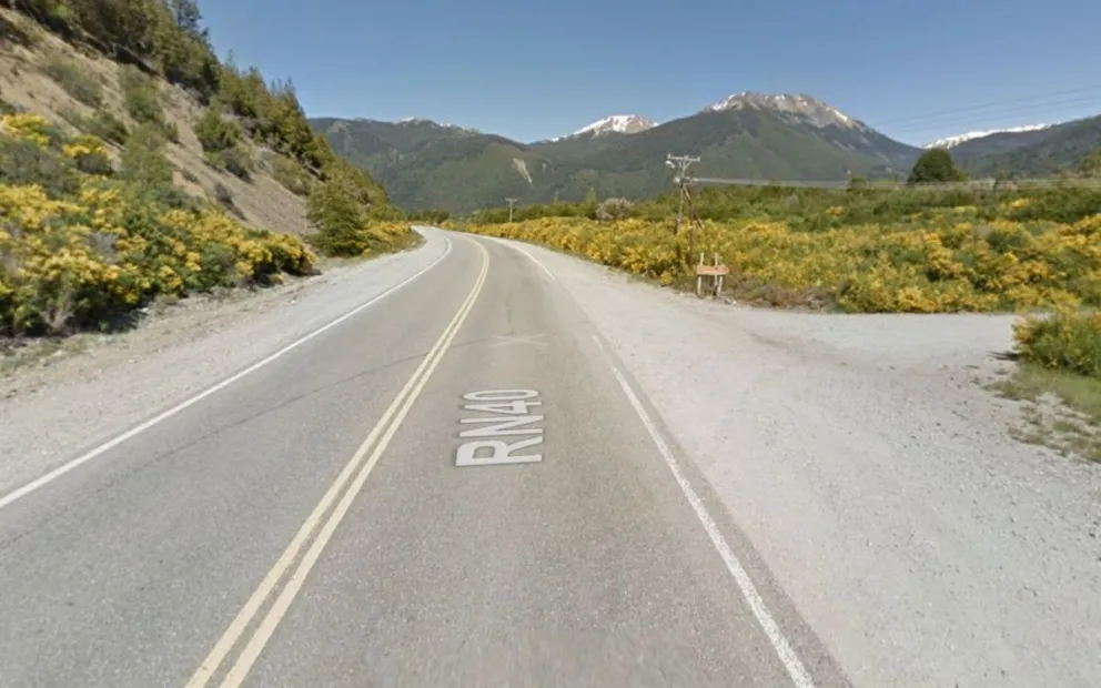 Una persona hospitalizada tras un choque frontal en ruta 40