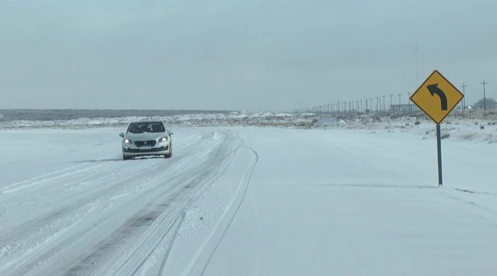 Rutas con nieve: recomiendan extremar precauciones