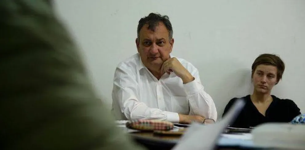 Gennuso, preocupado por la crisis económica nacional: “No vivimos en una isla”