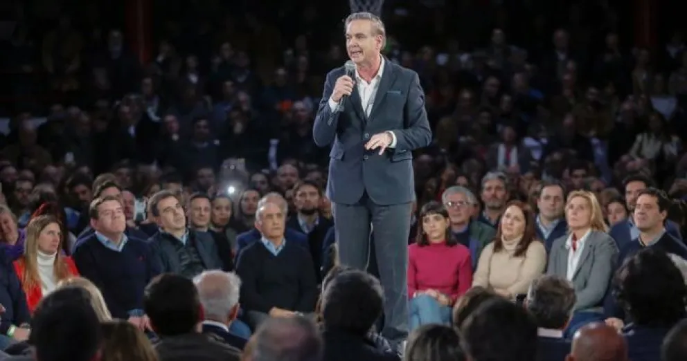 Pichetto: "Los que tengan un departamento de más lo van a tener que entregar a la revolución"