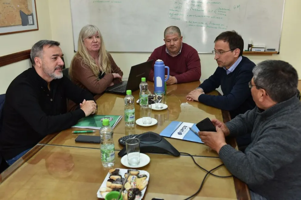 En apertura paritaria, empleados públicos lograron un bono de $5000