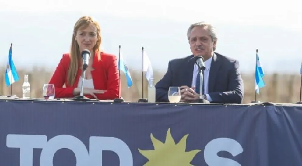 Bariloche sería una de las “capitales alternativas” elegidas por Fernández