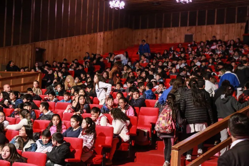 Alumnos de escuelas primarias participan del Festival Audiovisual Bariloche