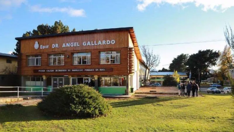 El Colegio Ángel Gallardo no inicia las clases por falta de gas