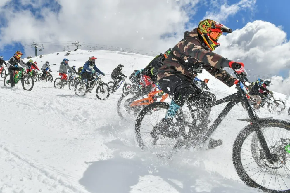 Este fin de semana el cerro Catedral recibe a los mejores riders de Mountain Bike del continente
