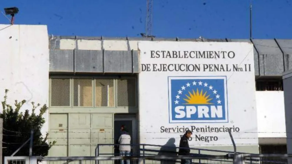 Buscan intensamente a los dos presos barilochenses que se fugaron del Penal de Roca