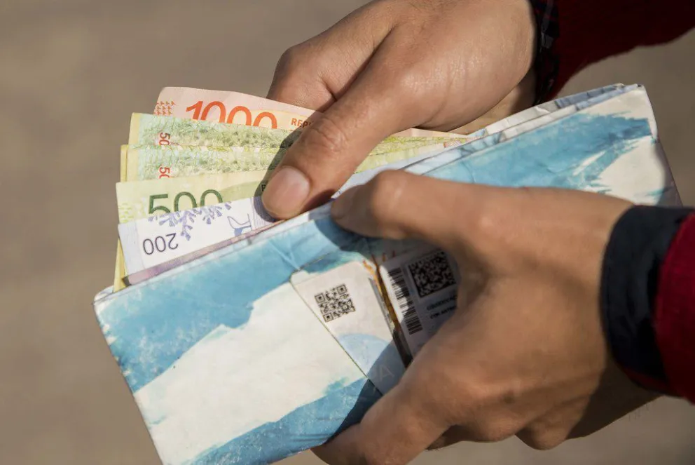 Conocé qué día el gobierno rionegrino pagará el bono de 5 mil pesos a estatales