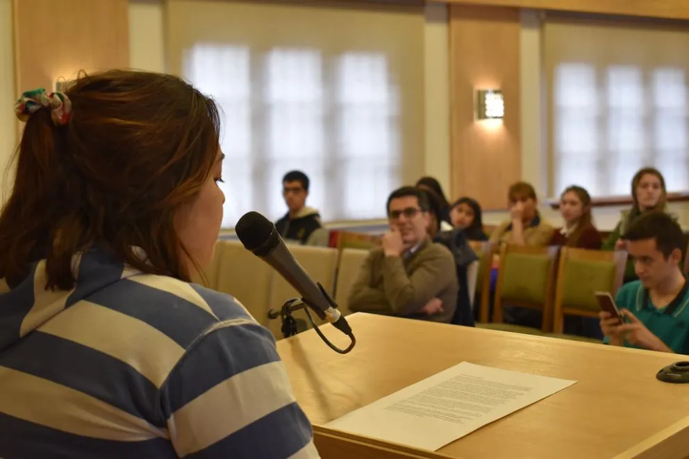 Jóvenes expusieron en el Concejo sobre participación política y uso de las nuevas tecnologías