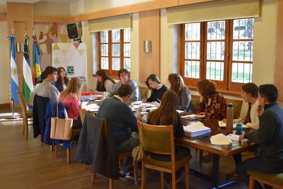 Dictamen favorable para el proyecto de la pileta en barrio Malvinas