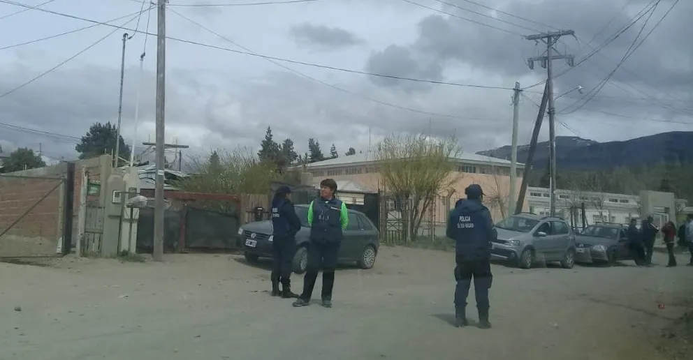Por amenaza de bomba evacuaron la Escuela Secundaria 138