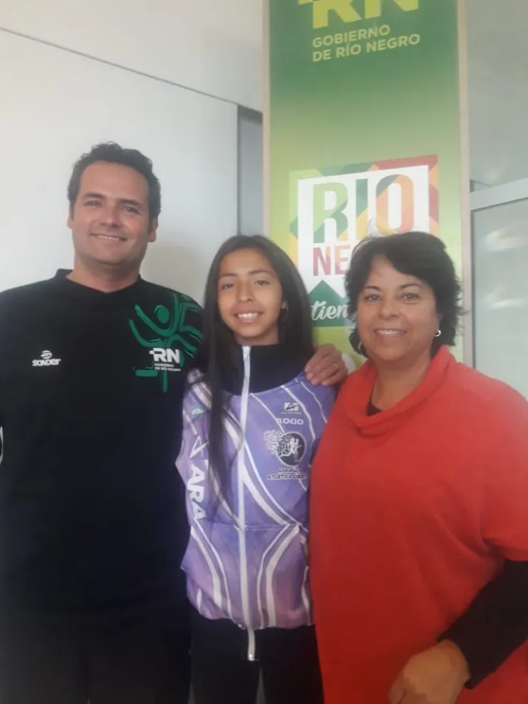 Rocío junto al legislador electo Juan Pablo Muena.