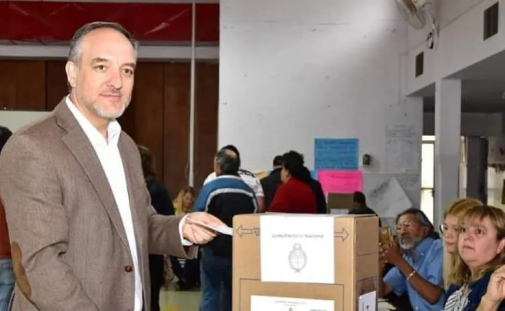 Martín Doñate votó en Beltrán