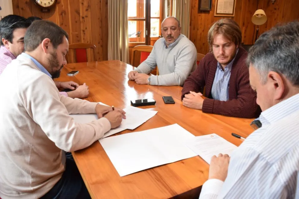 Un acuerdo para regularizar infracciones de tránsito